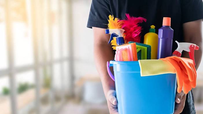 Halıdaki lekelerden eser kalmayacak! Saniyeler içinde yok ediyor 16